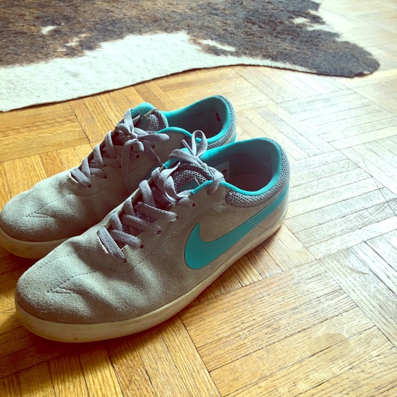 running shoes upper east side